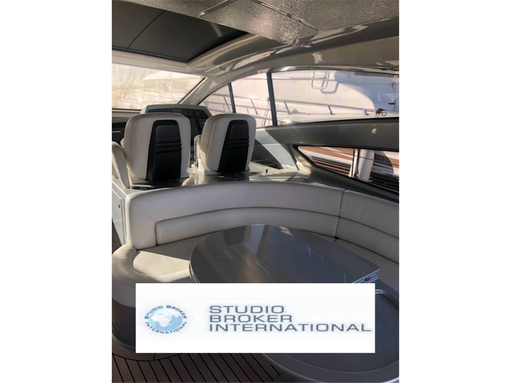 Pershing 56