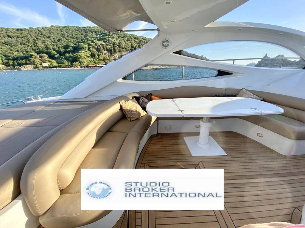 Cantieri navali adriatico Pershing 52
