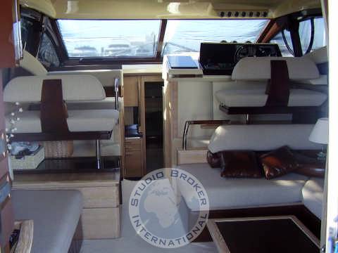 Azimut Az 47