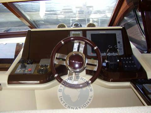 Azimut Az 47