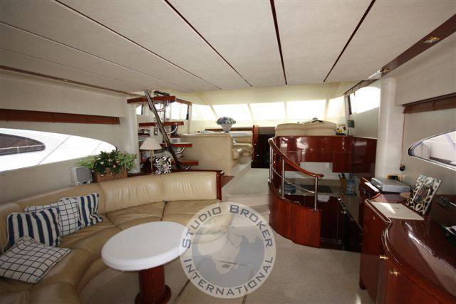 Fairline Squadron 55