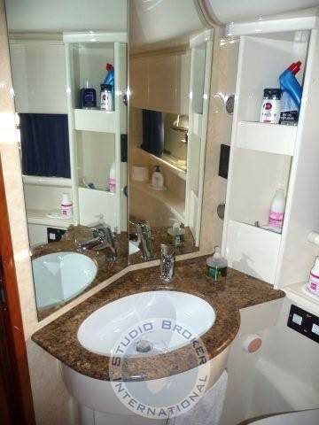 Ferretti 53