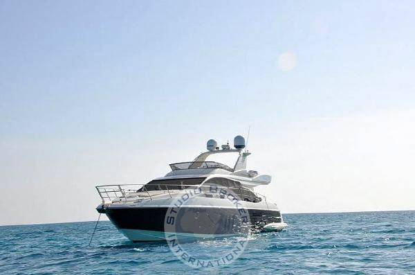 Azimut 58 fly