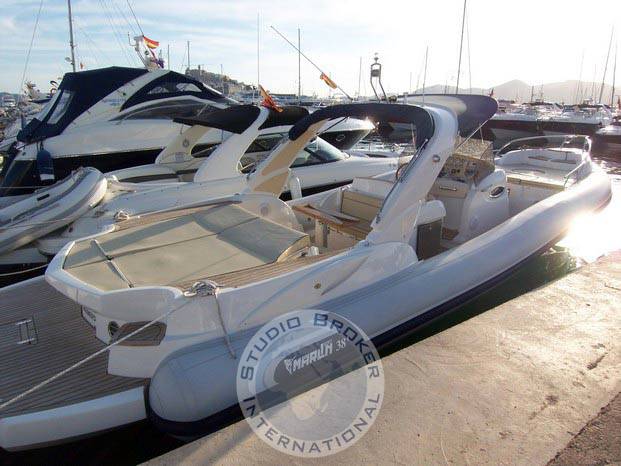 Marlin boat 38