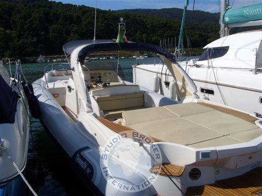 Marlin boat 38