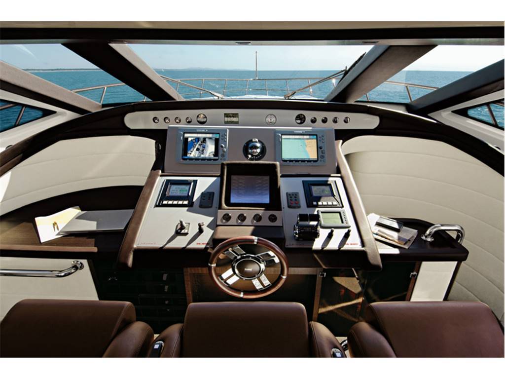 Azimut 86s
