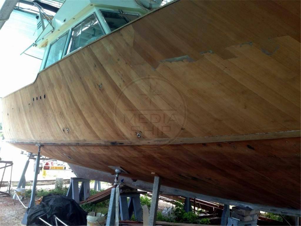 Cosnava costruzioni navali viareggio Cosnava 38 fly