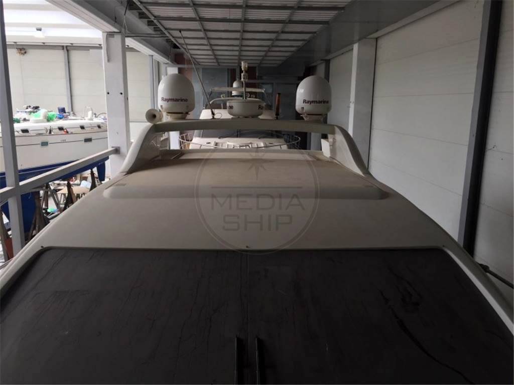 Azimut 43s