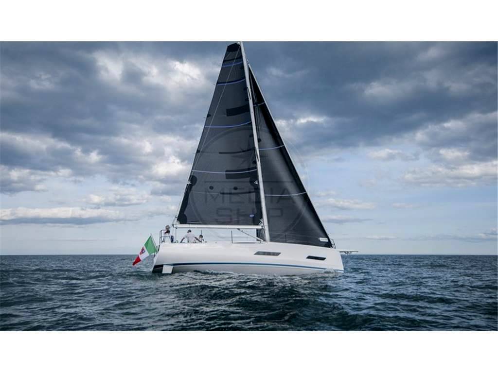 Eleva yachts The fortytwo