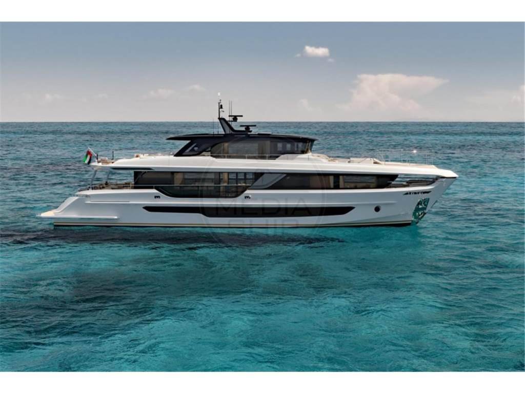 Gulf craft Majesty 100 terrace