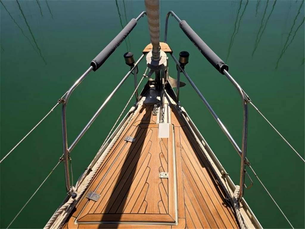 Comar Comet 38'