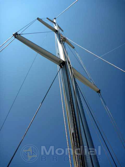 Beneteau First 405