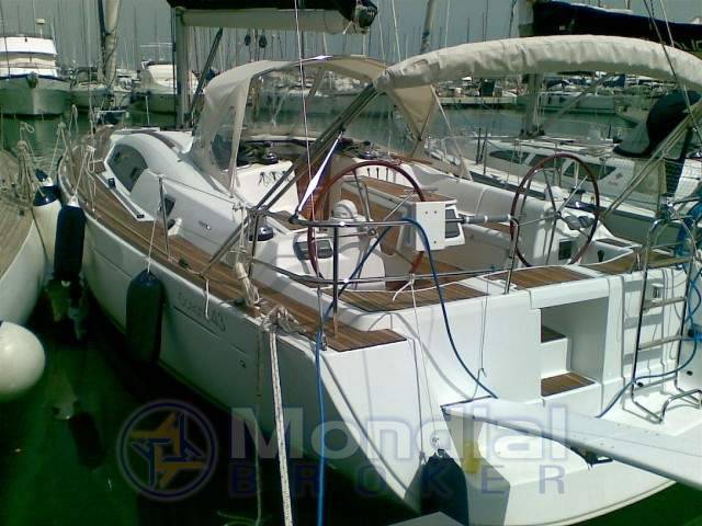 Beneteau Oceanis 43