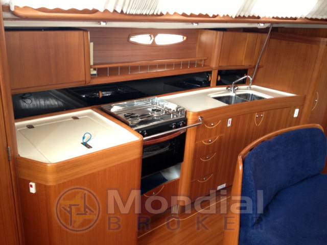 X-yacht 43