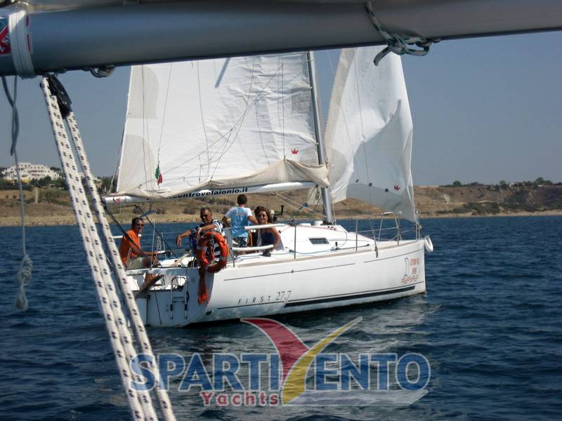 Beneteau First 27.7