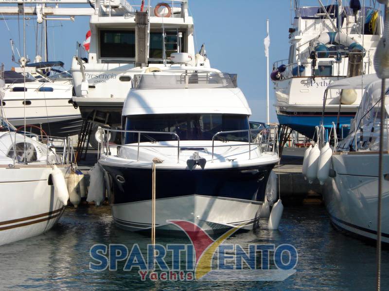 Beneteau Antares 36
