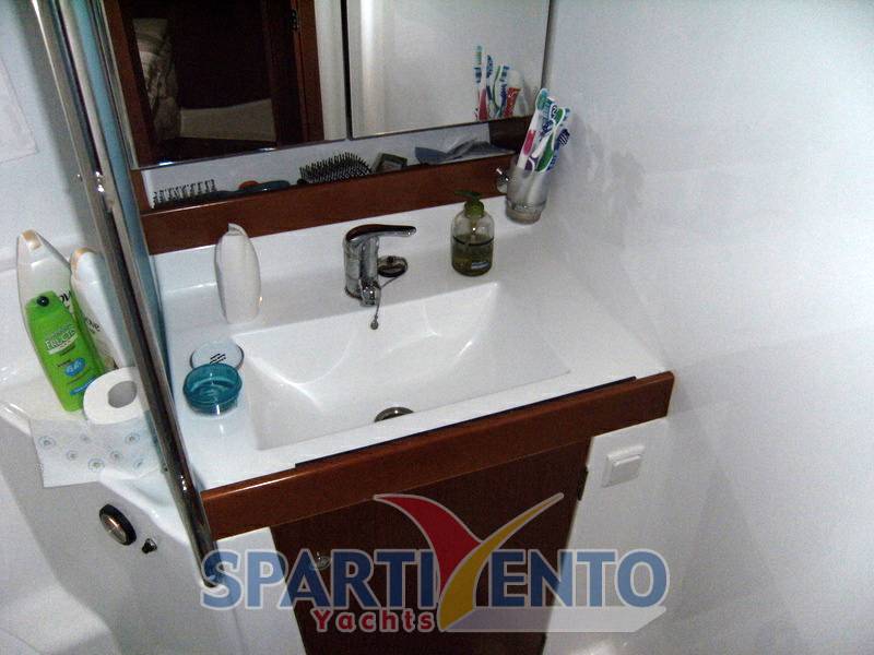 Beneteau Antares 36