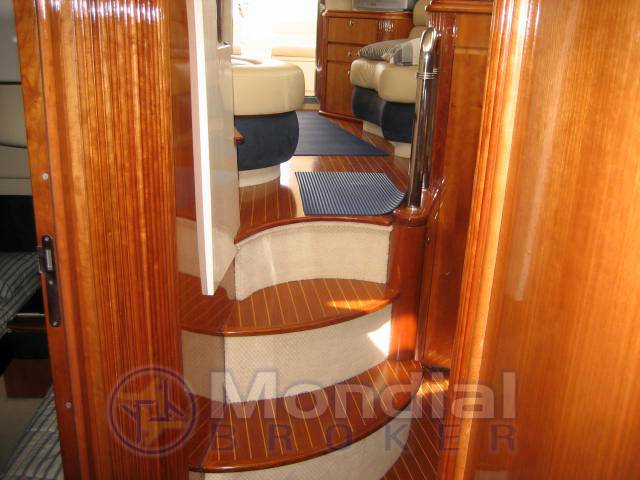 Azimut 42 Fly