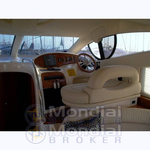 Azimut 42 Fly