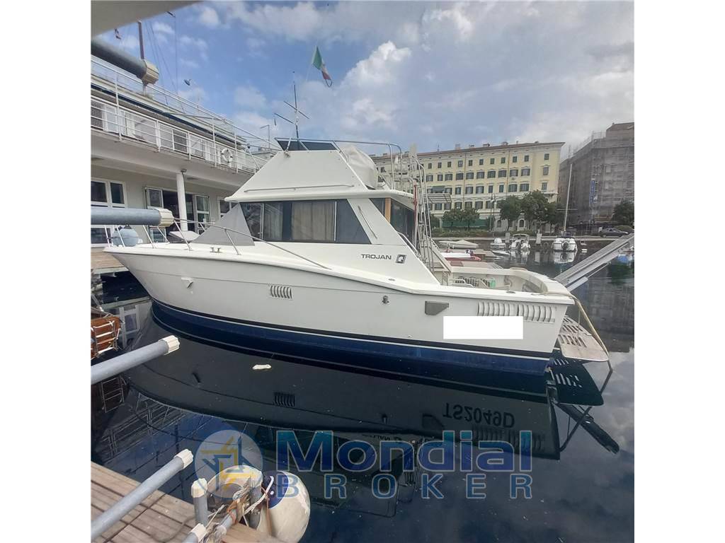 Trojan yacht Trojan 36 fly