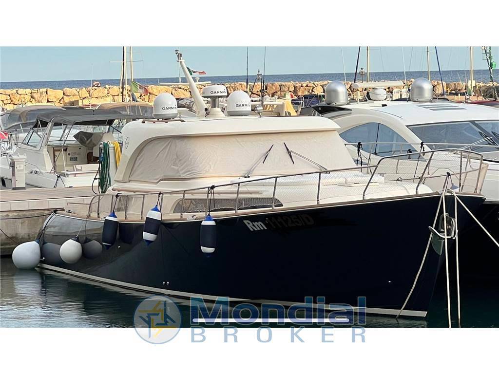 Mochi craft Mochi 51 dolphin