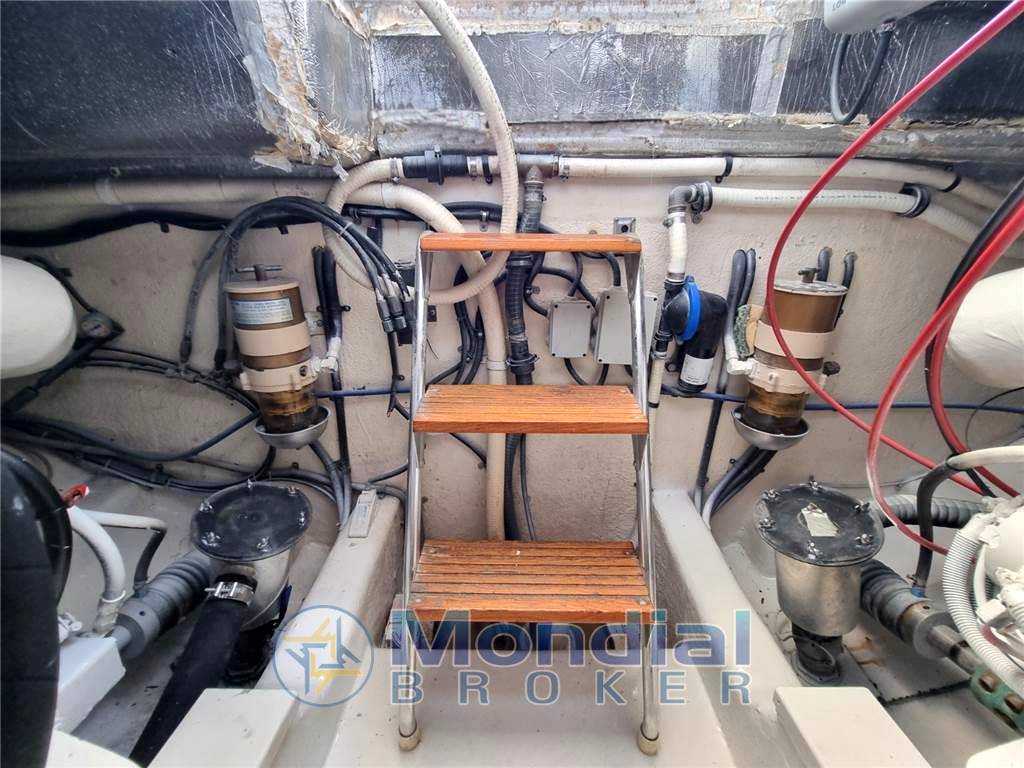 Riviera marine 43 flybridge