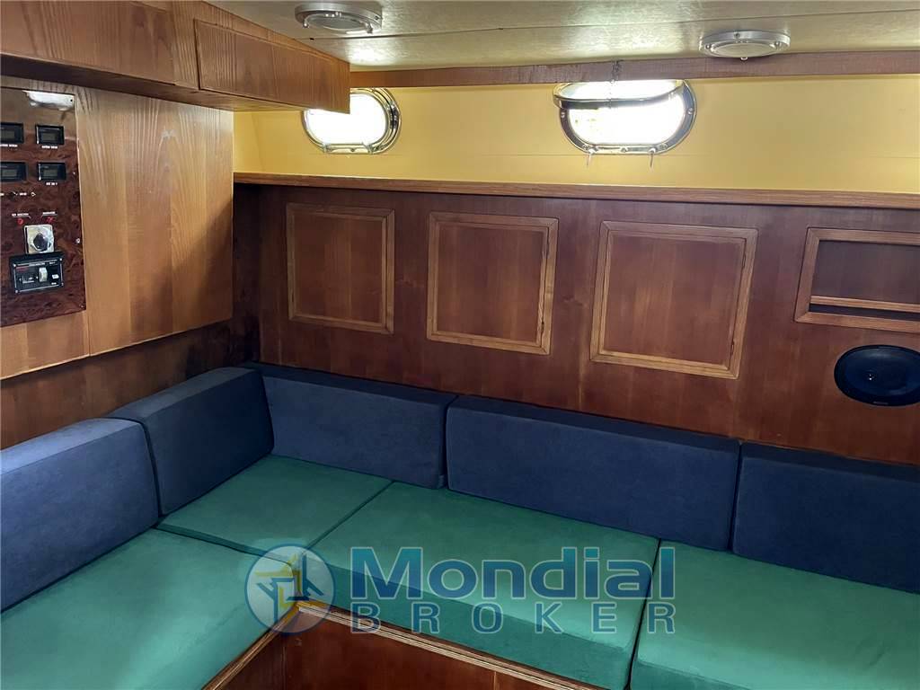 Azimut Az 43 offshore