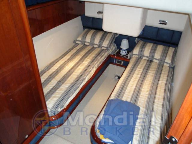 Fairline Squadron 58 fly