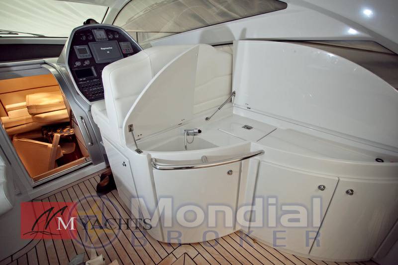 Pershing 50