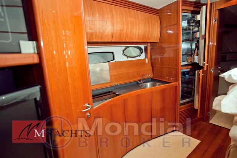 Pershing 50