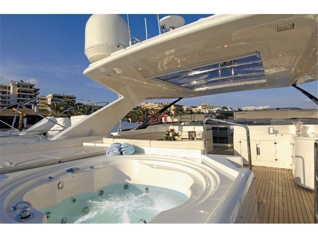 Ferretti 30 metri