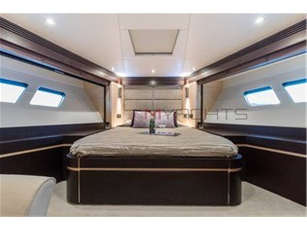 Sunseeker 81