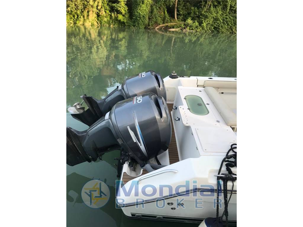 Pursuit 3070 offshore