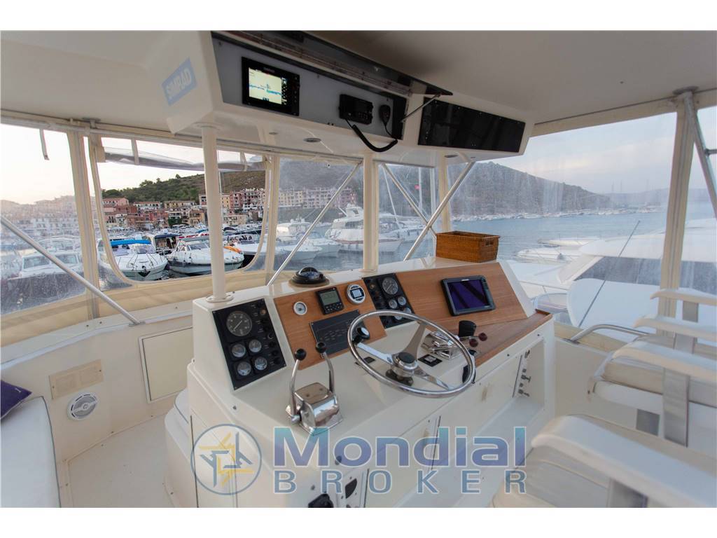 Viking yachts 43 convertible