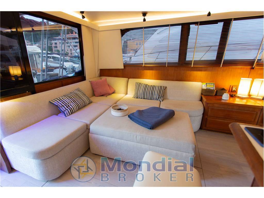 Viking yachts 43 convertible