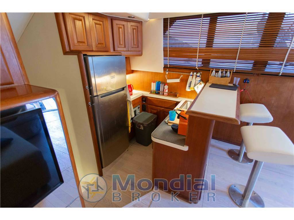Viking yachts 43 convertible