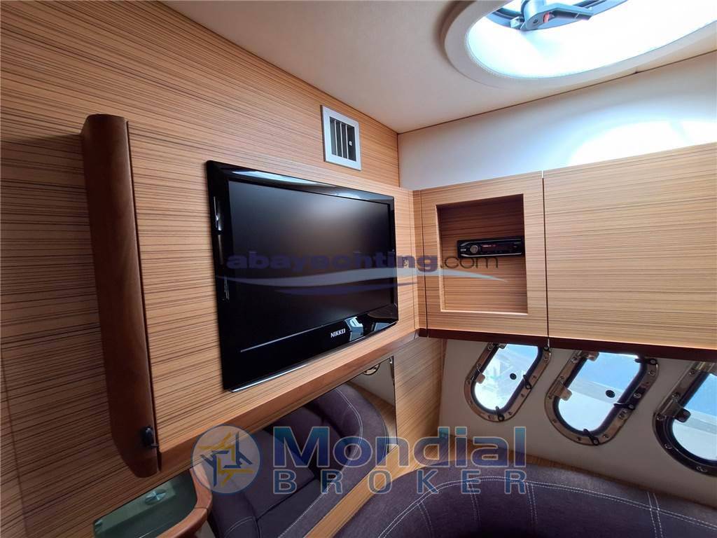 Airon marine 4300 t-top