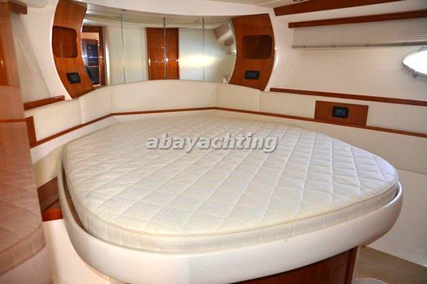 Pershing 50