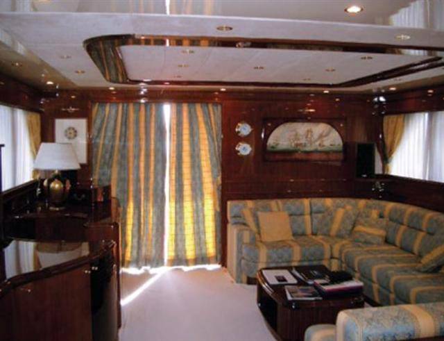 Benetti sail division 83 transom stern