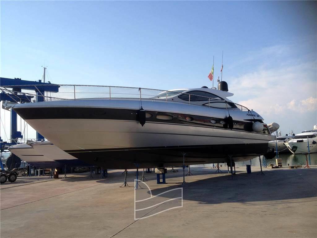 Pershing 50'