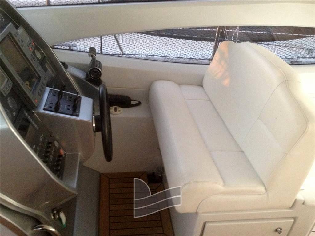 Pershing 50'