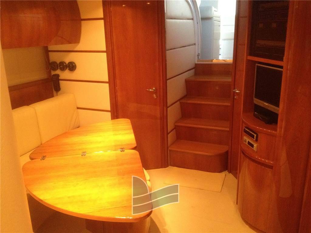 Pershing 50'