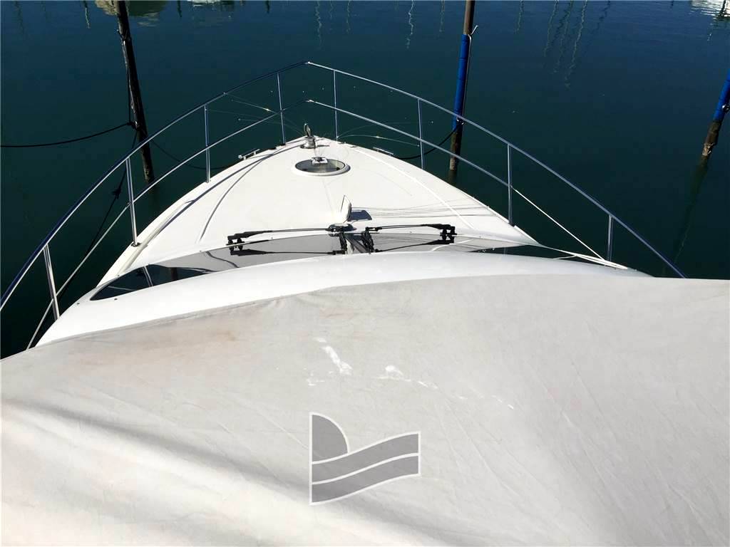 Azimut Az 39
