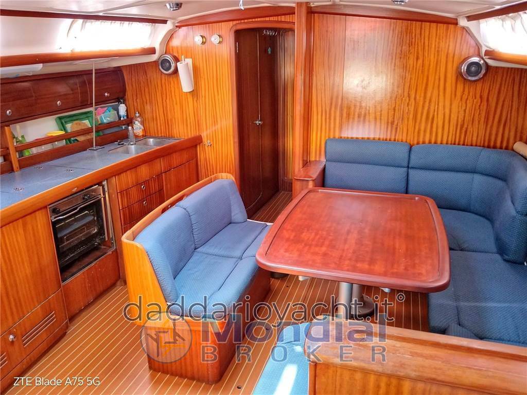 Bavaria 44