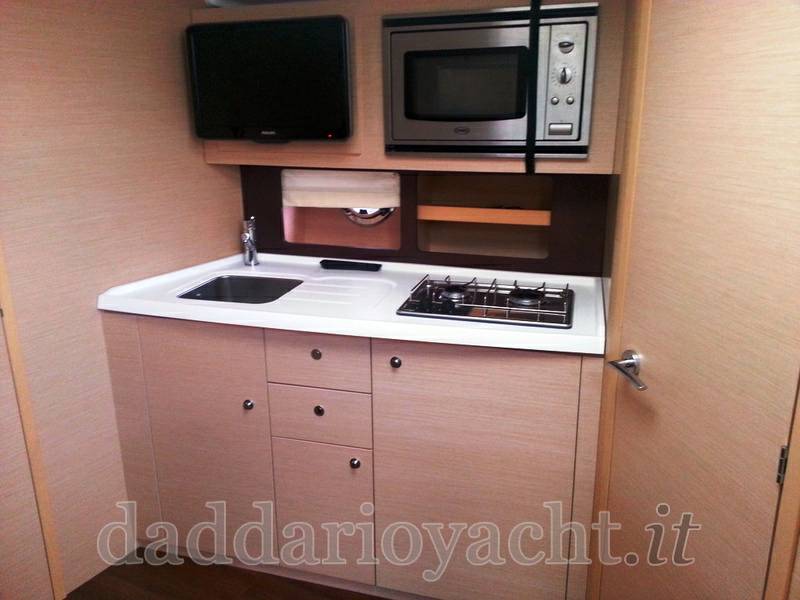 Beneteau Montecarlo 37