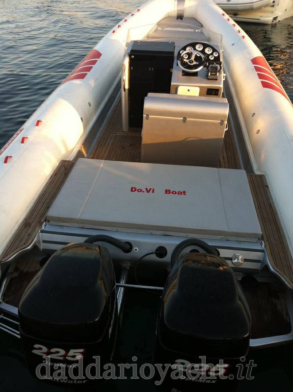 Dovi boat Dovi