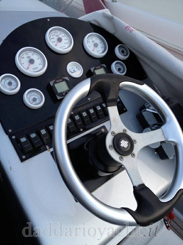 Dovi boat Dovi
