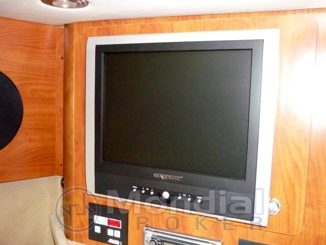 Rinker 280