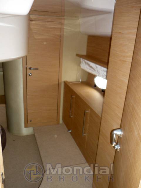 Sessa marine C 42