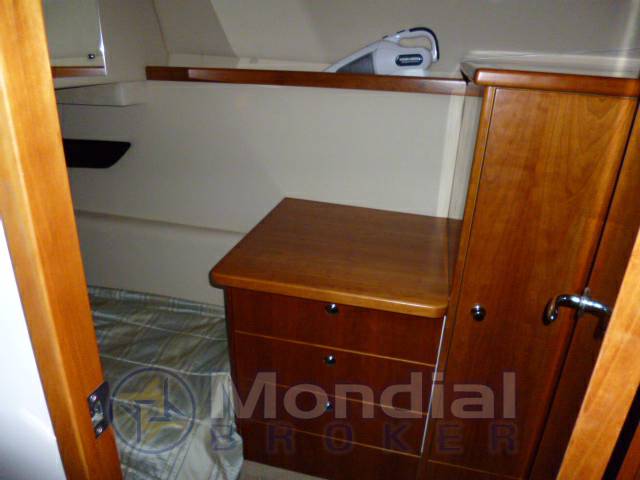 Riviera 3600 sport yacht